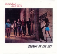 Sassy Jones - Caught In The Act [Vinil Rip] (1984) MP3